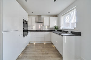 Kitchen/diner- click for photo gallery